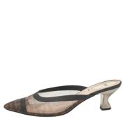 Pre-owned Leather sandals Fendi Vintage , Beige , Dames