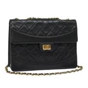 Pre-owned Leather chanel-bags Chanel Vintage , Black , Dames