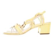 Pre-owned Leather sandals Chanel Vintage , Yellow , Dames