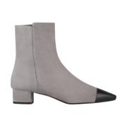 French Flirt Bootie in Grijs Suède Aquazzura , Gray , Dames