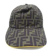 Pre-owned Polyester hats Fendi Vintage , Green , Dames