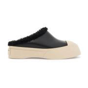 Shearling leren klomp met rubberen zool Marni , Black , Dames