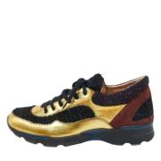 Pre-owned Leather sneakers Chanel Vintage , Multicolor , Dames