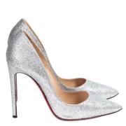 Pre-owned Leather heels Christian Louboutin Pre-owned , Gray , Dames