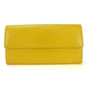 Pre-owned Leather wallets Louis Vuitton Vintage , Yellow , Dames