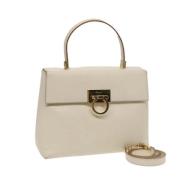 Pre-owned Leather handbags Salvatore Ferragamo Pre-owned , White , Dam...