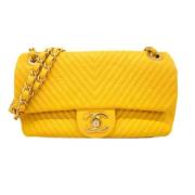 Pre-owned Leather chanel-bags Chanel Vintage , Yellow , Dames