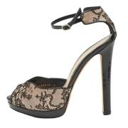 Pre-owned Lace heels Alexander McQueen Pre-owned , Beige , Dames