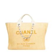 Pre-owned Canvas chanel-bags Chanel Vintage , Beige , Dames