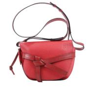 Pre-owned Leather crossbody-bags Loewe Pre-owned , Red , Dames