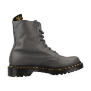 Stijlvolle Veterschoenen voor dagelijks gebruik Dr. Martens , Gray , D...