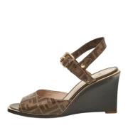 Pre-owned Coated canvas sandals Fendi Vintage , Brown , Dames