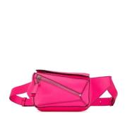 Pre-owned Leather crossbody-bags Loewe Pre-owned , Pink , Dames