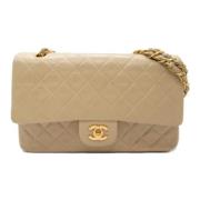 Pre-owned Leather chanel-bags Chanel Vintage , Beige , Dames