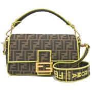 Pre-owned Canvas shoulder-bags Fendi Vintage , Yellow , Dames