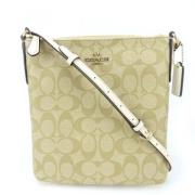 Pre-owned Plastic shoulder-bags Coach Pre-owned , Beige , Dames