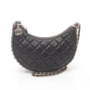 Pre-owned Leather chanel-bags Chanel Vintage , Black , Dames