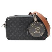 Pre-owned Canvas shoulder-bags Louis Vuitton Vintage , Black , Heren