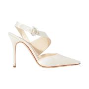 Roomkleurige pumps met amandel teen Manolo Blahnik , Beige , Dames