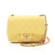 Pre-owned Leather chanel-bags Chanel Vintage , Yellow , Dames