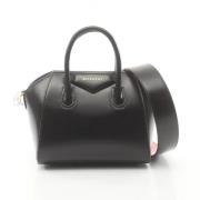 Pre-owned Leather handbags Givenchy Pre-owned , Black , Dames