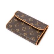 Pre-owned Canvas shoulder-bags Louis Vuitton Vintage , Brown , Dames