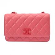 Pre-owned Leather chanel-bags Chanel Vintage , Pink , Dames