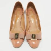 Pre-owned Fabric heels Salvatore Ferragamo Pre-owned , Pink , Dames