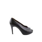 Pre-owned Leather heels Hermès Vintage , Black , Dames