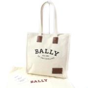 Pre-owned Canvas shoulder-bags Bally Pre-owned , Beige , Dames