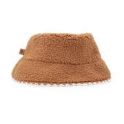 Fluffy Scalloped Hat in Chestnut UGG , Brown , Dames