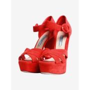 Pre-owned Suede heels Prada Vintage , Red , Dames