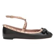 Rockstud Puntige Ballerina Schoenen Valentino Garavani , Black , Dames