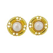 Pre-owned Metal earrings Chanel Vintage , Yellow , Dames