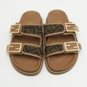 Pre-owned Canvas sandals Fendi Vintage , Brown , Dames