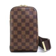 Pre-owned Canvas shoulder-bags Louis Vuitton Vintage , Brown , Dames