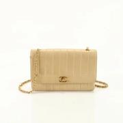 Pre-owned Leather chanel-bags Chanel Vintage , Beige , Dames