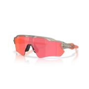 Stijlvolle zonnebril voor buitenactiviteiten Oakley , Gray , Unisex