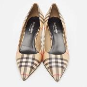 Pre-owned Coated canvas heels Burberry Vintage , Beige , Dames