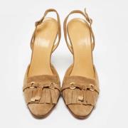 Pre-owned Suede heels Casadei Pre-owned , Beige , Dames