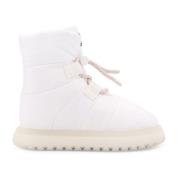 Gewatteerde nylon enkellaarzen met trekkoord Moncler , White , Dames