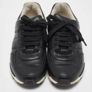 Pre-owned Leather sneakers Chanel Vintage , Black , Dames