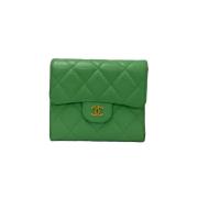 Pre-owned Fabric wallets Chanel Vintage , Green , Dames