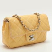 Pre-owned Fabric chanel-bags Chanel Vintage , Yellow , Dames