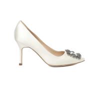 Witte Satijnen Kristal Gesp Pumps Manolo Blahnik , White , Dames