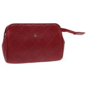 Pre-owned Leather pouches Chanel Vintage , Red , Dames