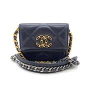 Pre-owned Leather wallets Chanel Vintage , Blue , Dames