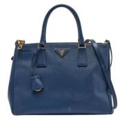 Pre-owned Nylon totes Prada Vintage , Blue , Dames