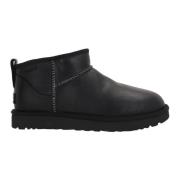 Zwarte leren geborduurde enkellaarzen UGG , Black , Heren