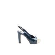 Pre-owned Leather heels Chanel Vintage , Blue , Dames